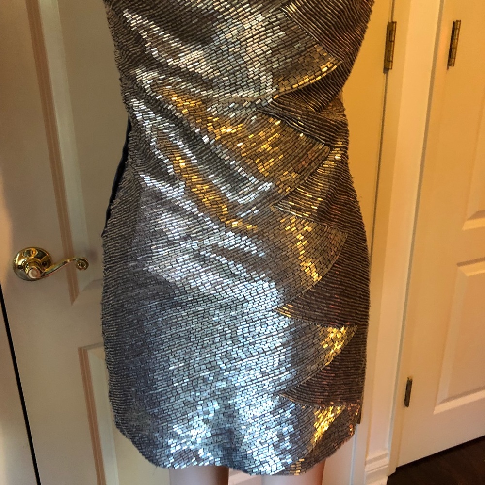 Valentino Dress Liquid Beads - Picture 3 of 8